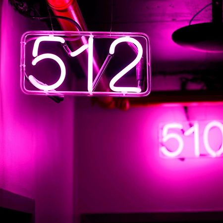 Moxy Nyc Downtown Hotel New York Eksteriør billede