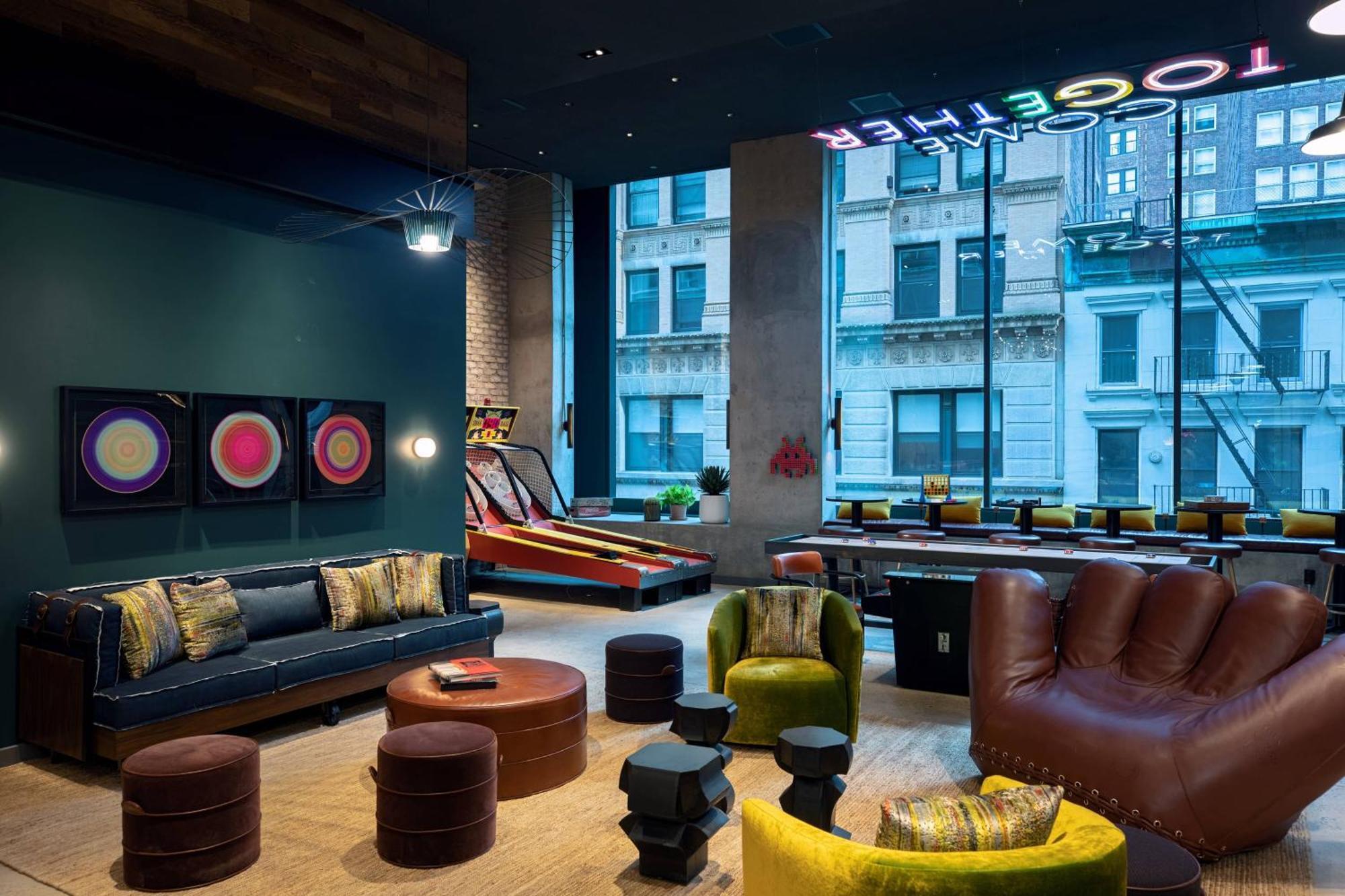 Moxy Nyc Downtown Hotel New York Eksteriør billede