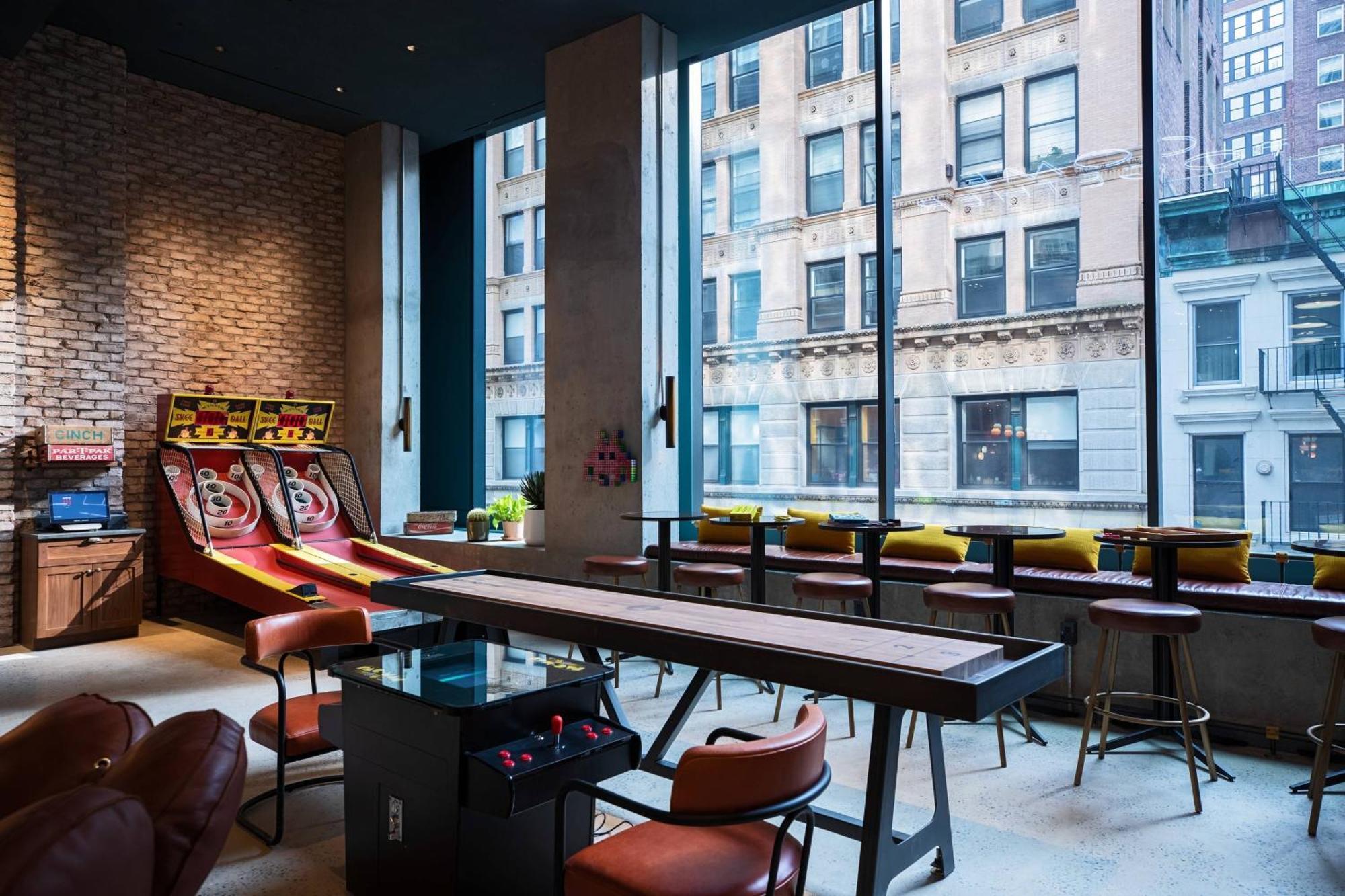 Moxy Nyc Downtown Hotel New York Eksteriør billede